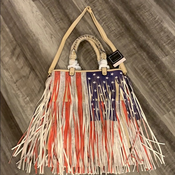 NWT! American Flag Fringe Purse! - Picture 9 of 10